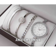 Женские кварцевые наручные часы Anne Klein M181