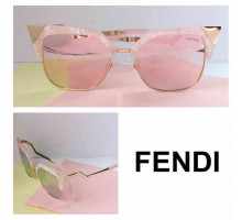 Солнцезащитные очки Fendi